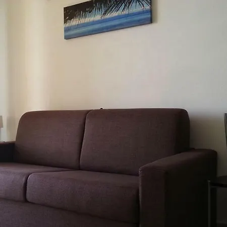 - Isr071018-dyb Apartament *