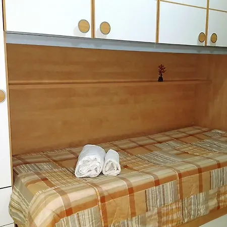 - Isr071018-dyb Apartament