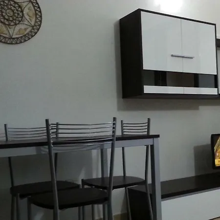 - Isr071018-dyb Apartament Castelsardo