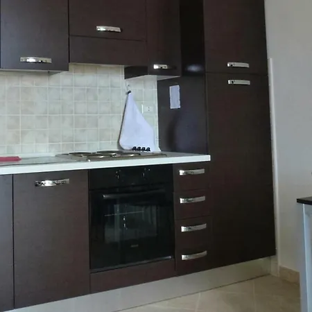 - Isr071018-dyb Apartament *