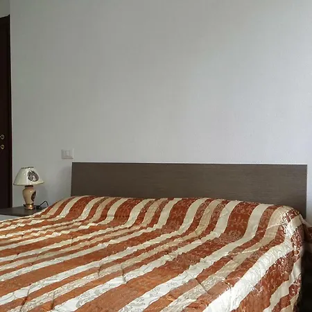 Apartament - Isr071018-dyb
